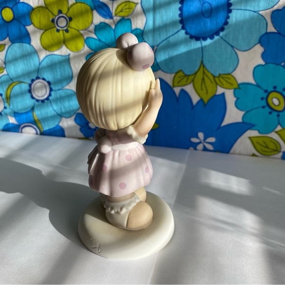 Vintage Enesco Precious Moments figurine I’m So Glad I Spotted You As A Friend - Picture 4 of 5